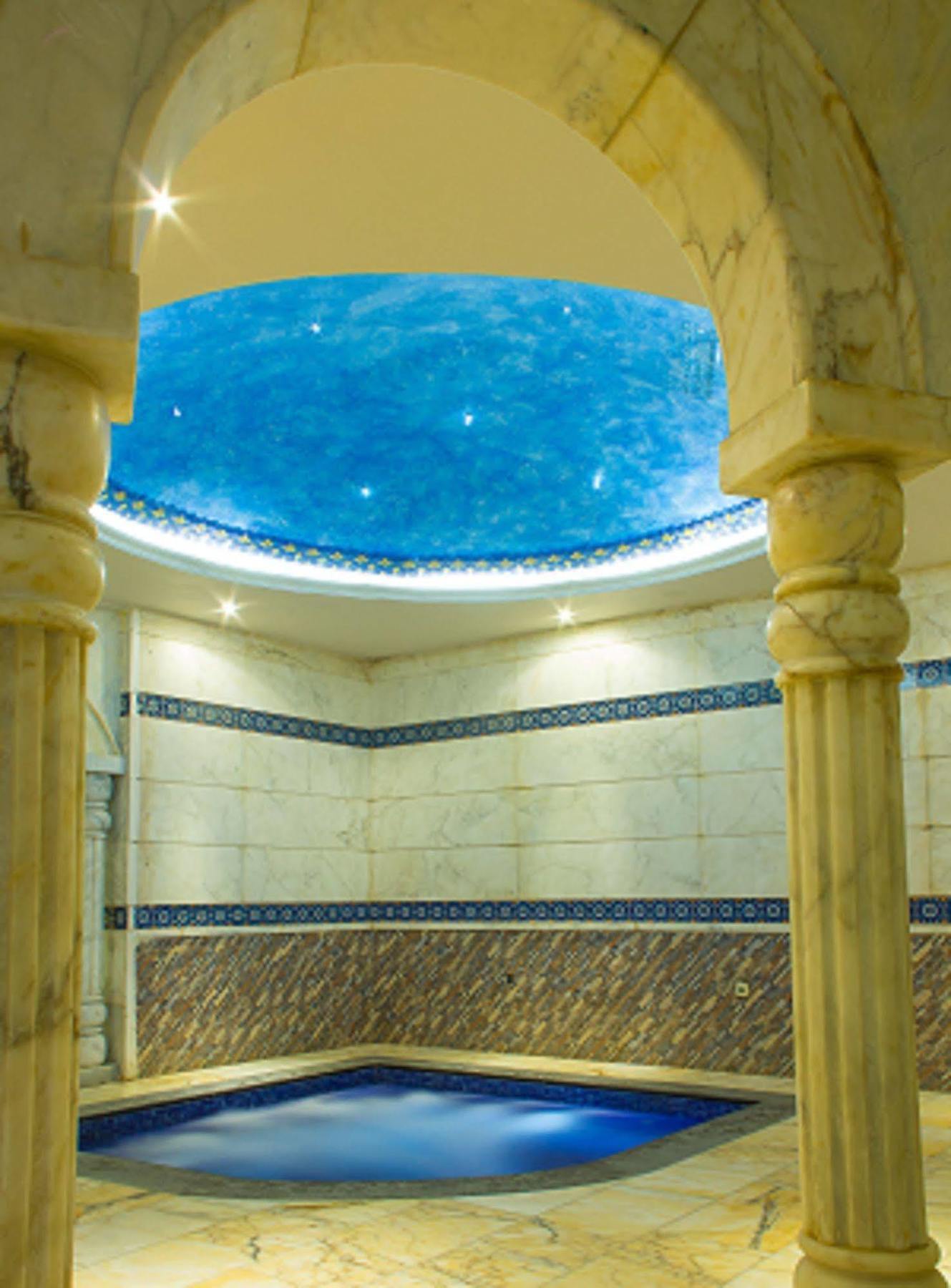 Hotel Thousand Nights 5*