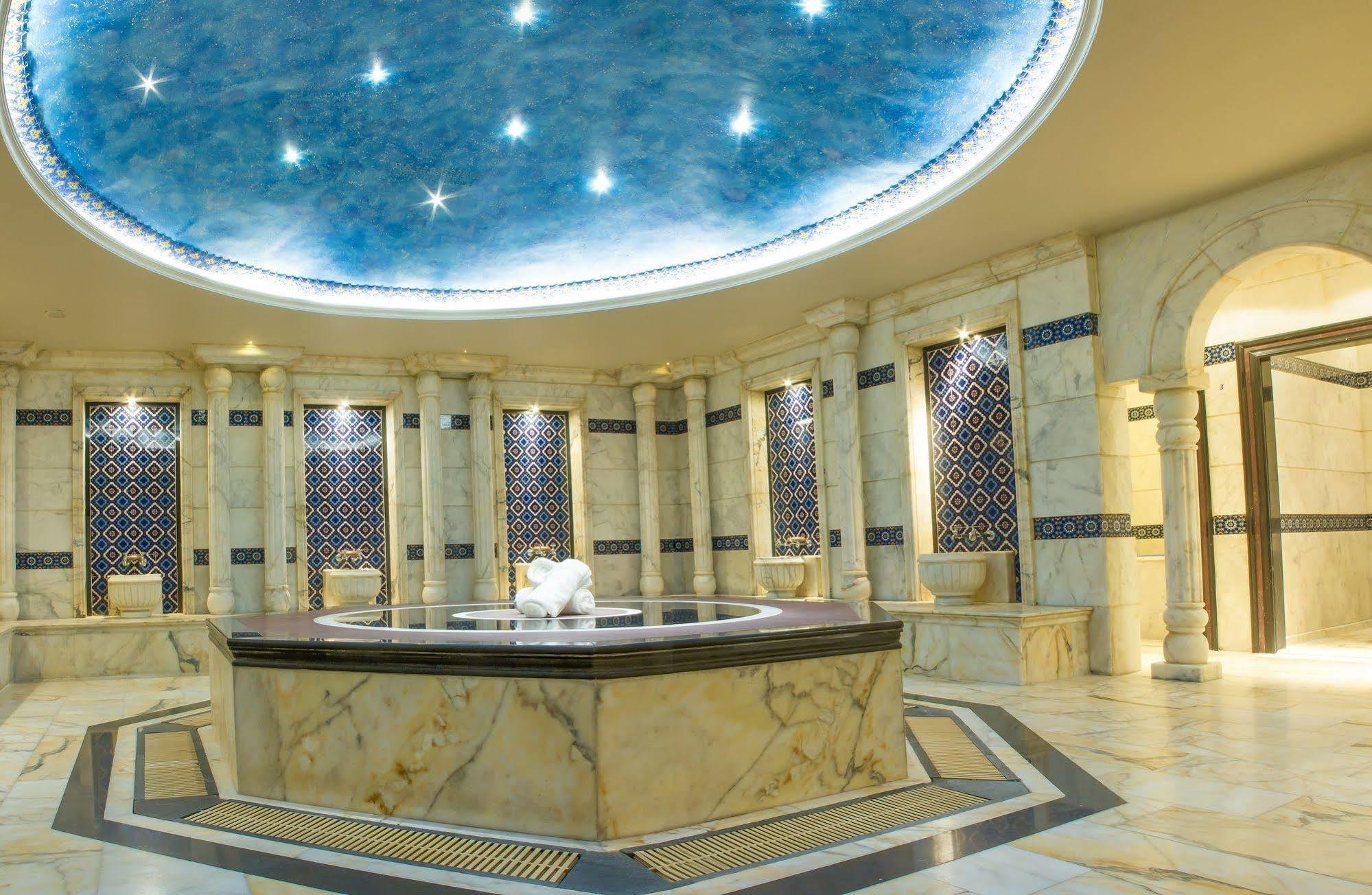 Hotel Thousand Nights 5*
